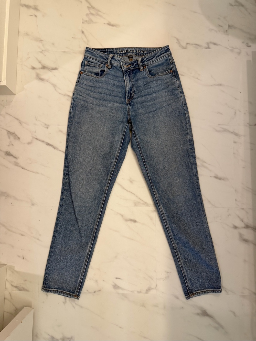 American Eagle Outfitters High-Rise Light Blue Straight Jeans